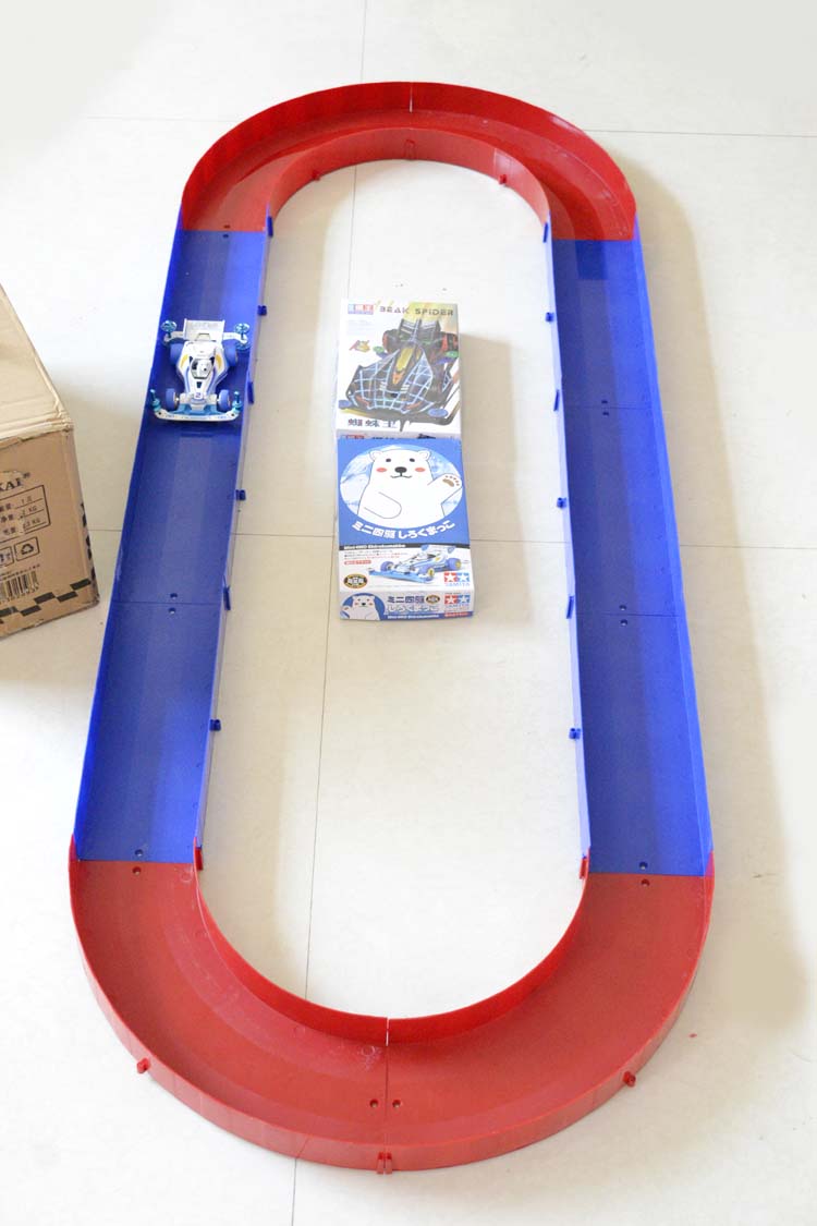 繁之缕彩色精品高质量赛道跑道杨楷四驱车轨道单轨双环立交家庭田宫