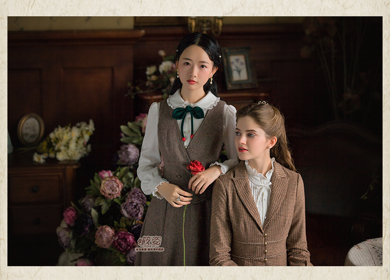 筱姿 云水之恋 2017秋冬新款女装复古马甲纯色修身气质双排扣背心