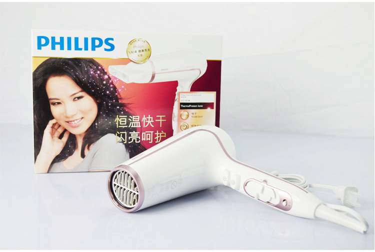 
                                        飞利浦（PHILIPS）电吹风机 大功率恒温护发 家用负离子电吹风筒HP8235                