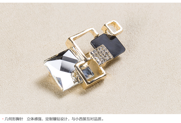 蜜素娜    2015秋新品长袖配修身小西装短外套#8502 杏色 XL