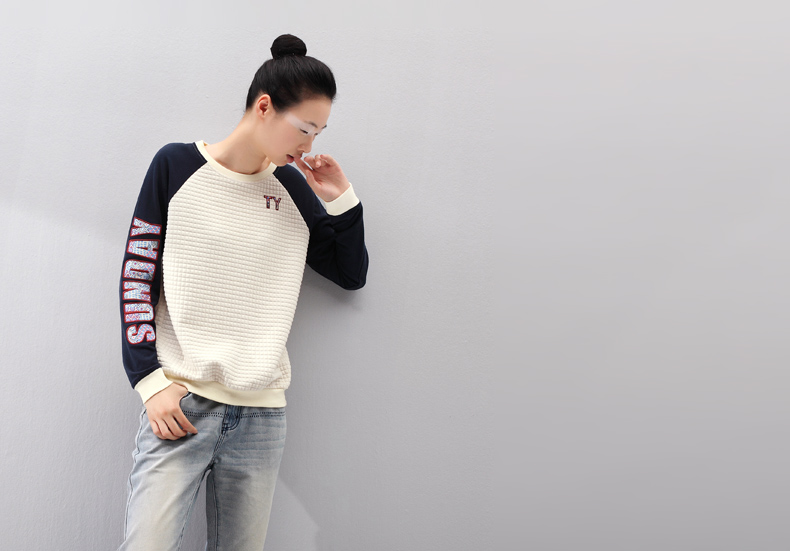 初语春季卫衣女棒球服宽松休闲运动学生套头卫衣女8530521903 米白 L