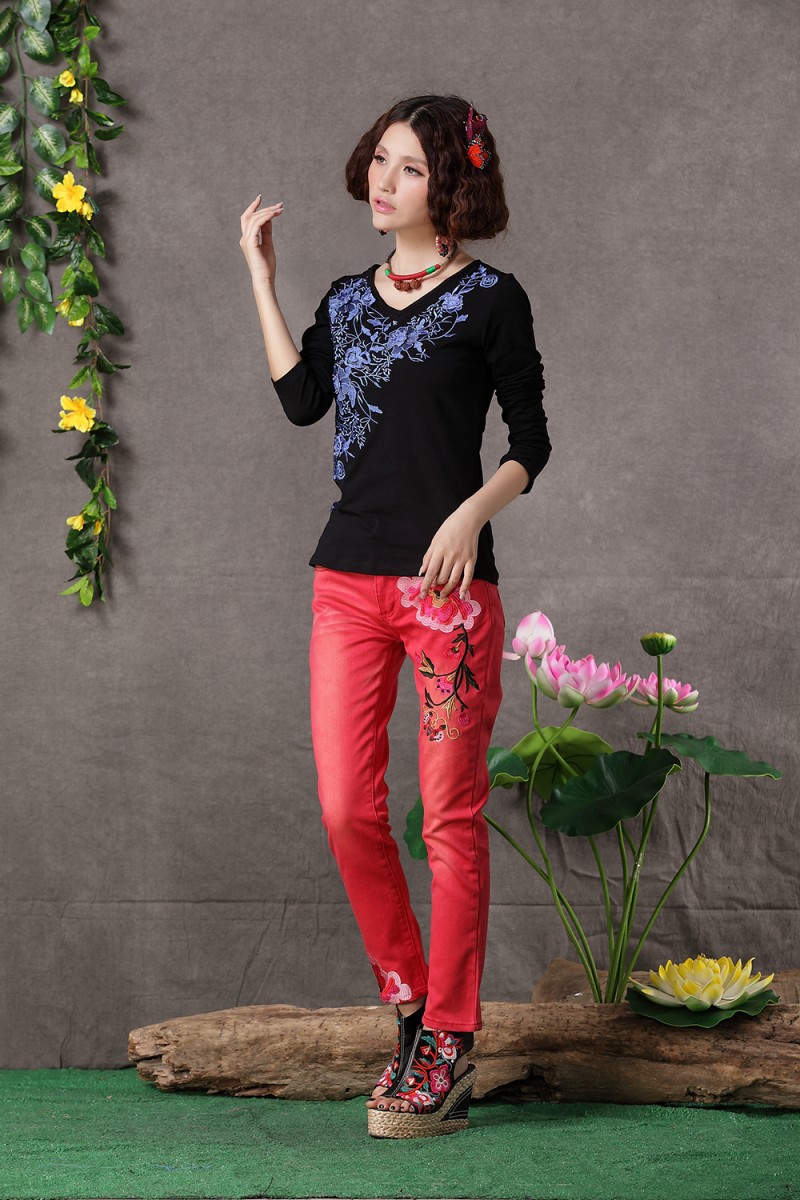 伊缇恩 新款 民族风女装 百搭牛仔时尚全棉绣花休闲长裤 红色 74厘米