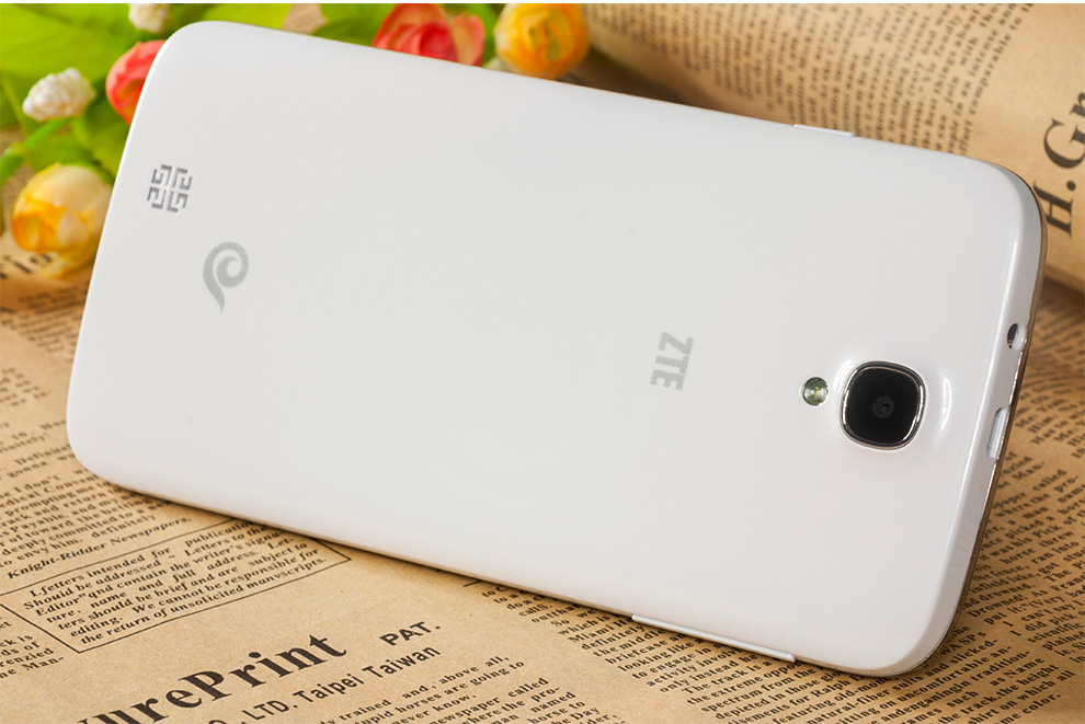 中兴 Q701C 天翼3G 电信手机 （4G ROM） 白色