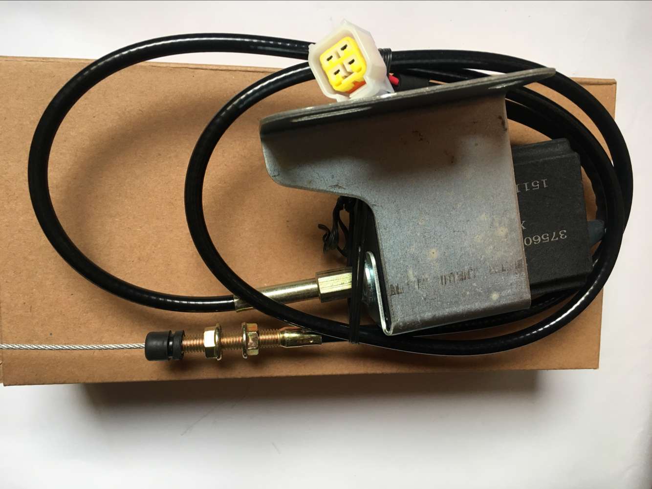 东风多利卡新款电子熄火器3756010-q39501福瑞卡金霸锐铃凯普特 12v