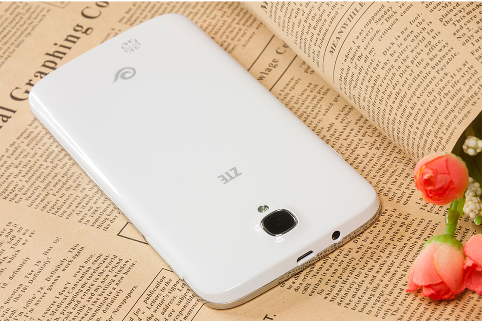 中兴 Q701C 天翼3G 电信手机 （4G ROM） 白色