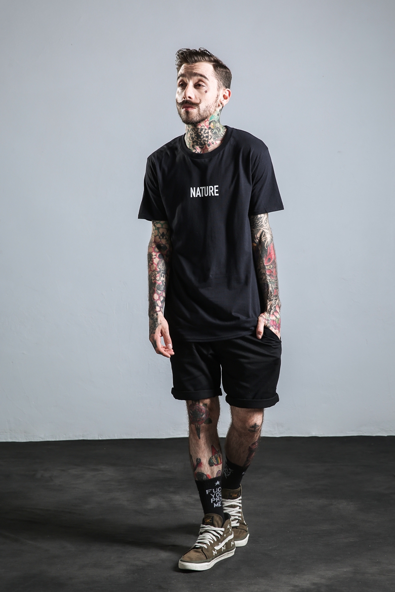 美黛遇2018春夏欧美潮牌高街新款高清风景系列烫金字母印花男式短袖