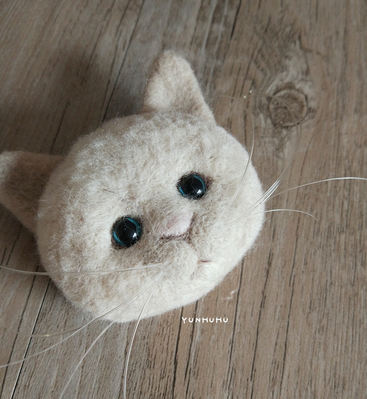 羊毛毡可爱小动物胸针 小熊猫咪兔子 成品现货 招风耳小熊毛绒版b