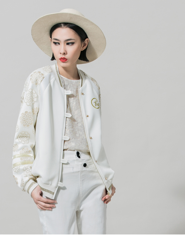 
                                        VING春装新款高端女装刺绣棒球服时尚运动衫修身短款外套夹克9531411011 黑色 XL                