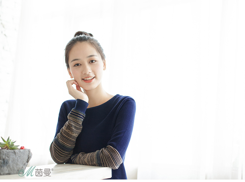 
                                        茵曼秋装简约袖身民族针织衫提花圆领长袖毛衣女【85313$20498】 花灰色 M                