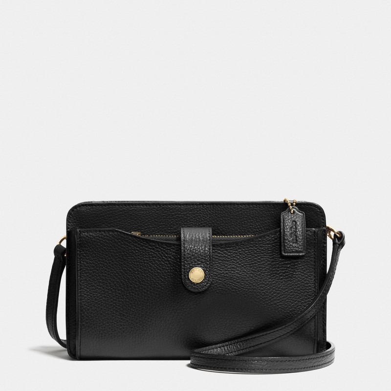 the ultimate hands-free weekend or travel bag, this tailored