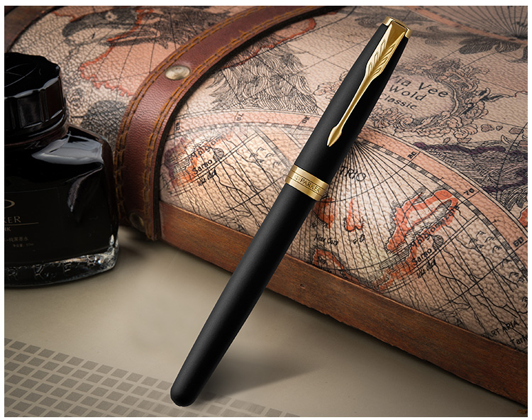 派克(parker)新款卓尔磨砂系列 2015卓尔磨砂黑杆金夹宝珠笔
