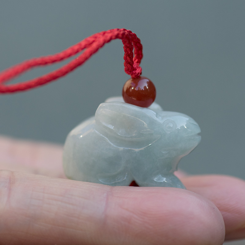 淘玉翡翠兔挂件生肖玉兔吊坠生小兔子玉小孩玉兔项链项坠bev兔