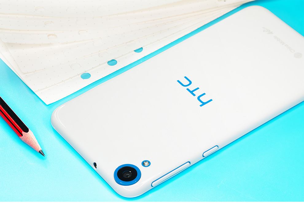 HTC D820ts  移动4G 智能 手机 （16G ROM） 镶蓝白