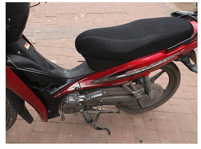 豪爵ud110 hj110-6/a弯梁摩托车坐垫套3d蜂窝网透气防晒隔热座套