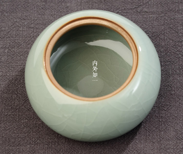 
                                                            品道家居 青瓷茶叶罐 陶瓷密封罐醒茶罐 存储茶罐 哥窑粉青铁线                