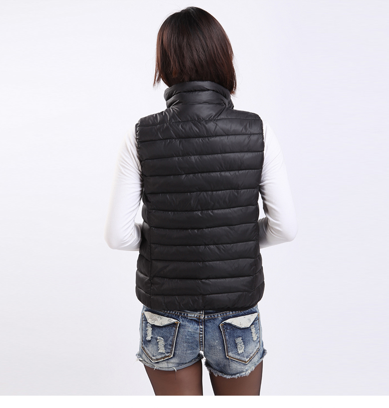 伊依谷韩版羽绒棉马甲女秋冬短款马甲外套T2 黑色 5XL