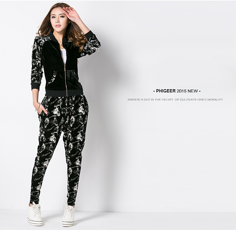 
                                        徽格儿 2019春夏装新款瑜伽服大码韩版时尚女装健身房运动服休闲套装四件套女士长袖连帽 黑色桃心裤四件套 L                