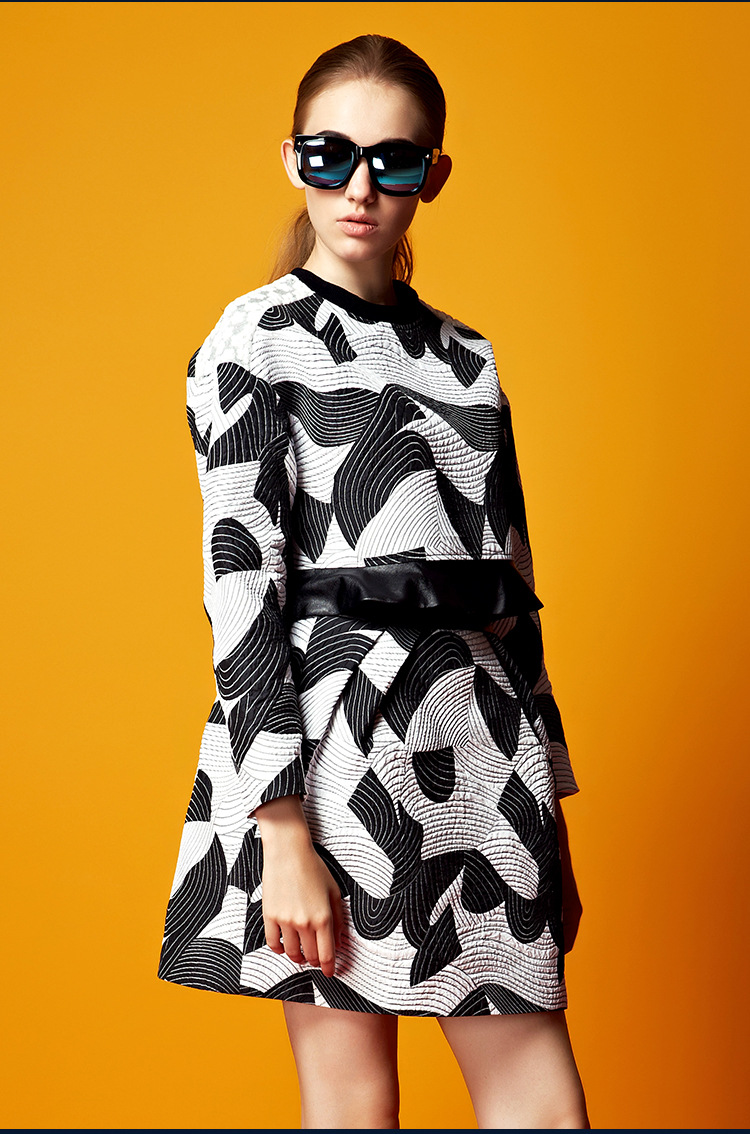 牵秀女装服装*2015秋季新款女装欧美潮流印花裙套装长袖上衣 短裙休闲