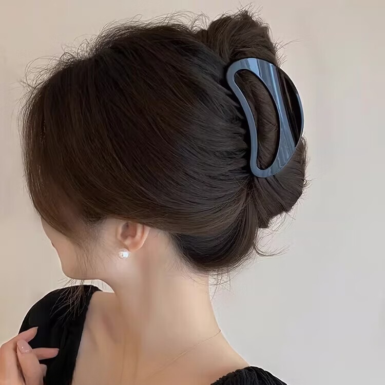 Jinglei Vintage Leopard Print Triangle Hair Clip Women BB Clip 2026 New Side Clip Forehead Bangs Hairpin Autumn Hair Accessories 4