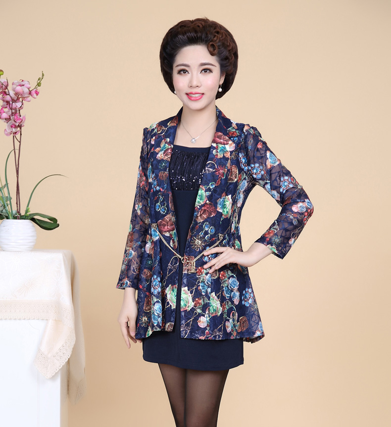 yf6 中老年女装春夏装外套妈妈装两件套装春夏季风衣中年女装小西服