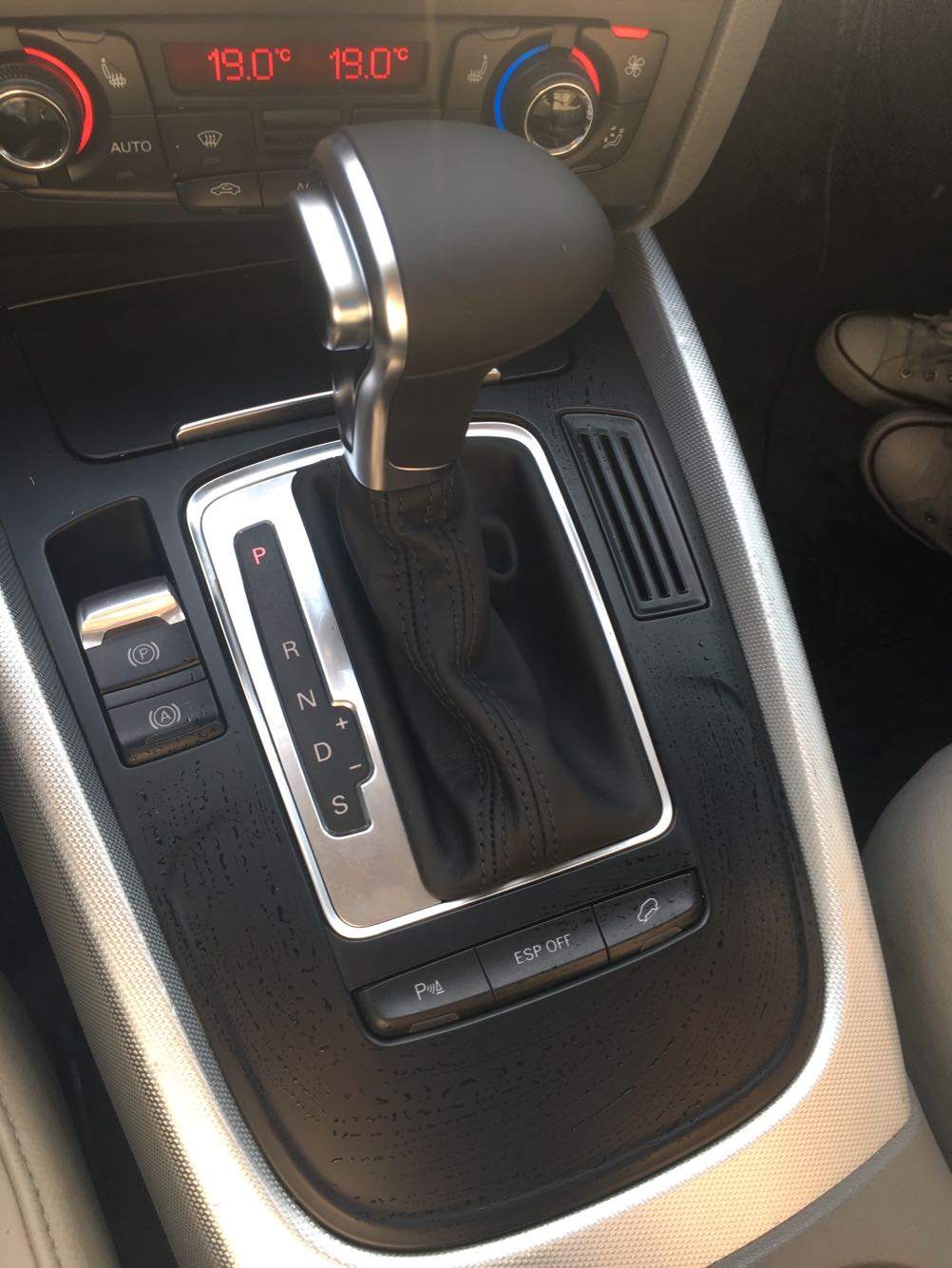 奥迪q5 a4l a6l a7 q7全桃木手球 档把 排挡杆 换挡手球改装 浅灰色全