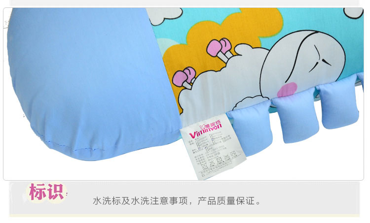 
                                        唯眠纺抱枕 办公室靠枕靠垫 毛线绒腰枕 毛毛虫男朋友儿童可爱抱枕头                