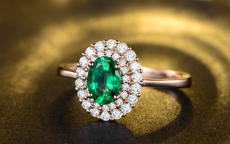 米莱珠宝 0.88克拉祖母绿戒指 18k金镶嵌48分钻石 彩色宝石戒指