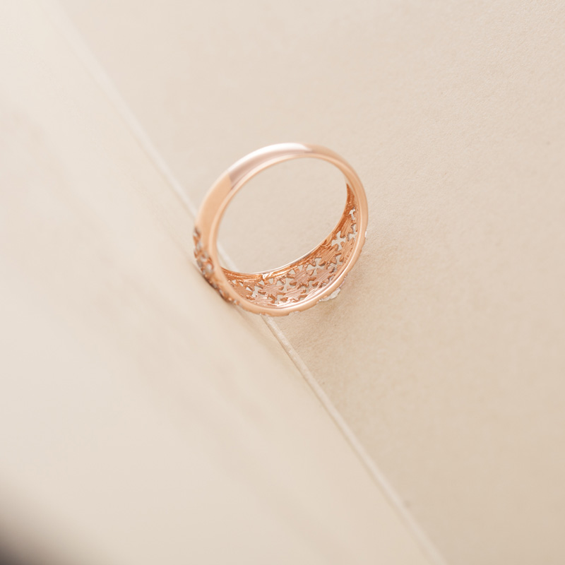 venti/梵迪 时尚新款 红白18k玫瑰金彩金女戒 花朵镂空女士戒指 女士