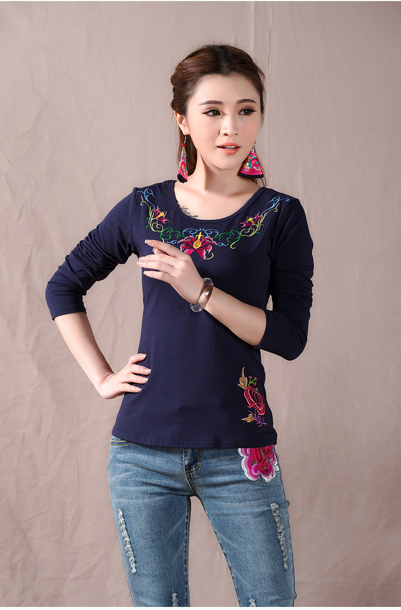 奥得雅2016春装新款民族风修身绣花刺绣大码长袖t恤打底衫女 白色 m