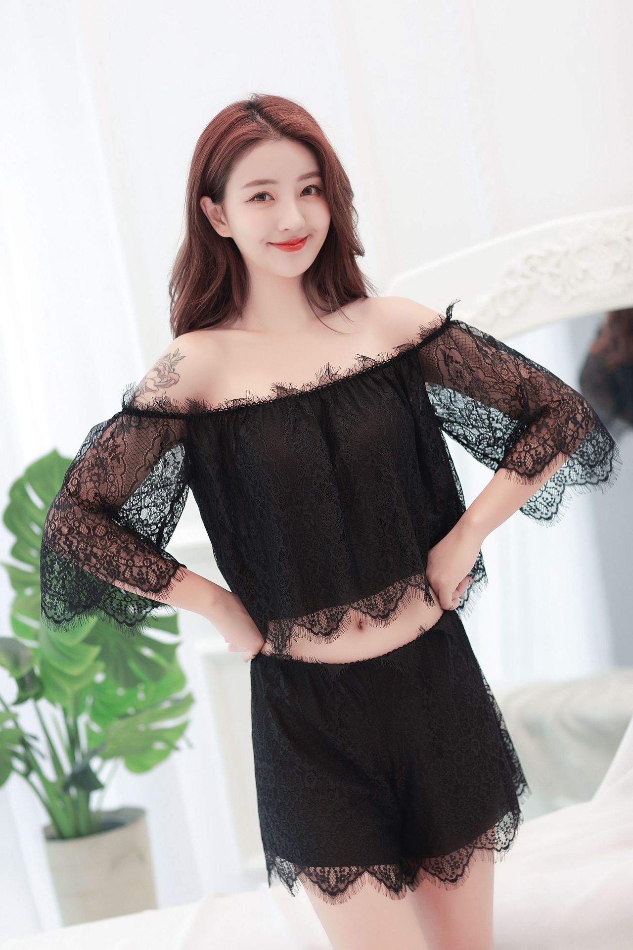 夜约风情性感睫毛蕾丝透光一字领裹胸短裙性感内裤二件套大码情趣内衣