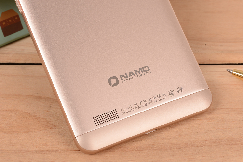
                                        夏朗(NAMO)新蓝Mate (X9008) 安卓智能手机移动4G 金                