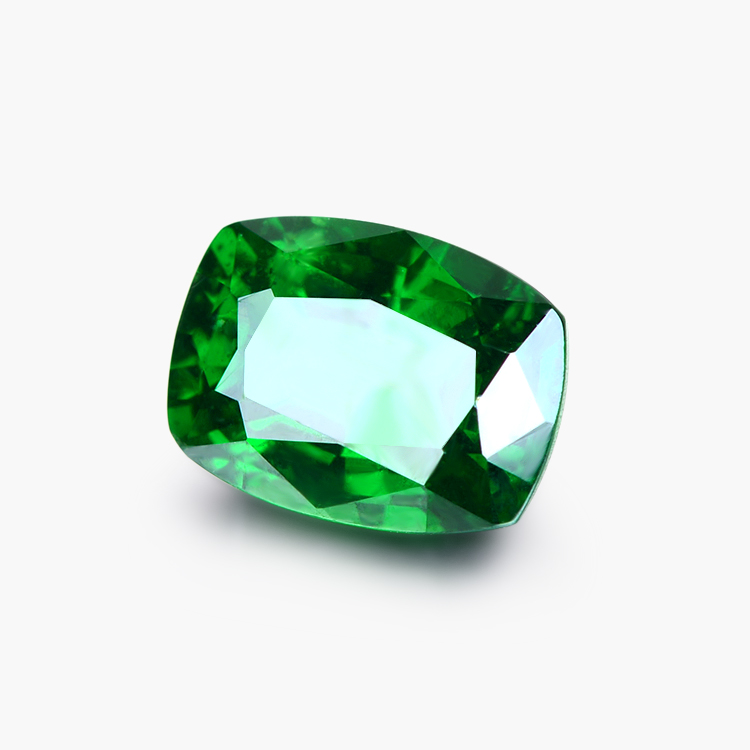 33克拉翠绿沙弗莱裸石戒面 彩色宝石 镶嵌定制 每克拉约2600元