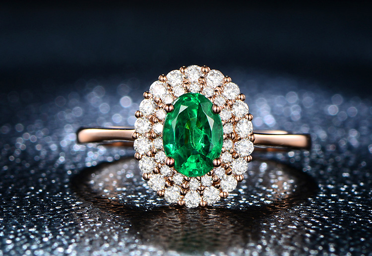 米莱珠宝 0.88克拉祖母绿戒指 18k金镶嵌48分钻石 彩色宝石戒指