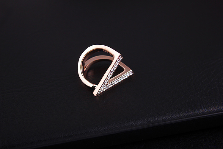 oloey 个性时尚v字形围巾扣丝巾扣环百搭简约韩版大气胸针胸花女生