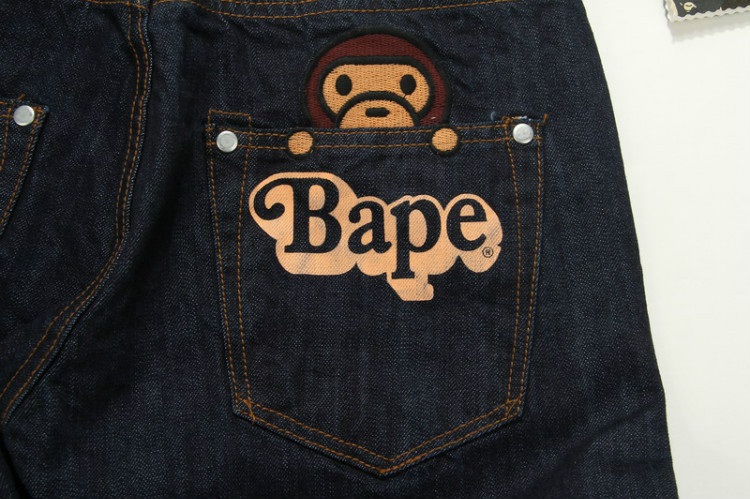 香港专柜bape代购猿人头男季街头随性简约字母印直筒牛仔裤-网 黑色