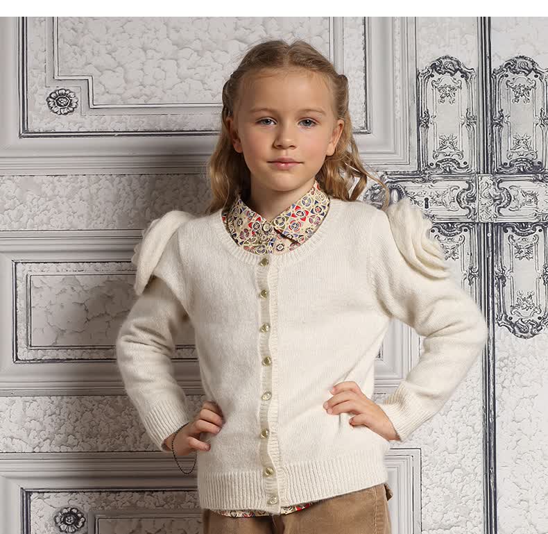 dh/丹尼爱特童装 儿童毛衣 立体花毛衣开衫冬季新品 女童毛衫 白色