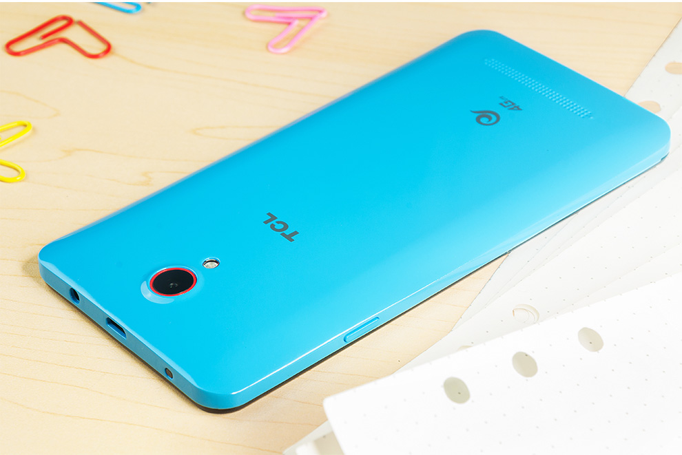 TCL 乐玩 P588L  电信4G手机  双卡双待 4G 智能 手机（8G ROM） 雪山白