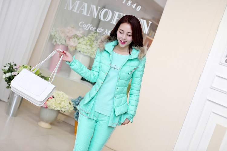 娇女坊       2015秋冬装新款淑女装修身时尚蕾丝羽绒棉服三件套短款棉衣 紫色 L
