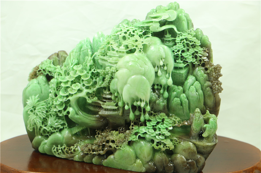 品牌 至简挚真 产地 南阳 造型 深山梅景 材质 独山玉 重量 3560g