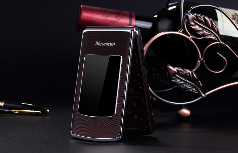 
                                        纽曼（Newman） V9 移动/联通2G  翻盖老人手机 黑金                