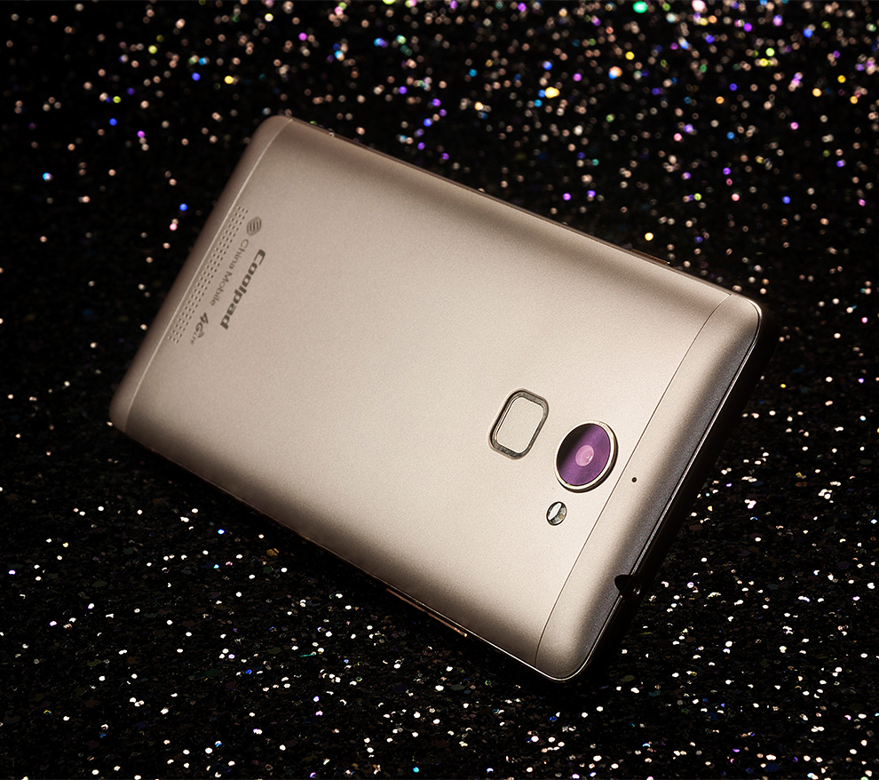 
                                        酷派 锋尚PRO 双卡双待 4G 智能 手机 银色 电信4G(2G RAM+8G ROM) 标配                