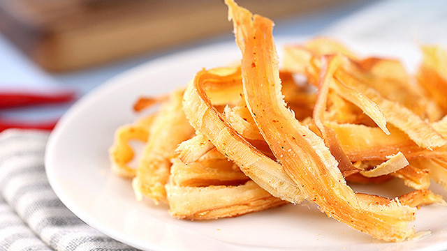 良品铺子炭烧鱿鱼丝香辣味60g 零食即食海鲜特产办公室小吃袋装