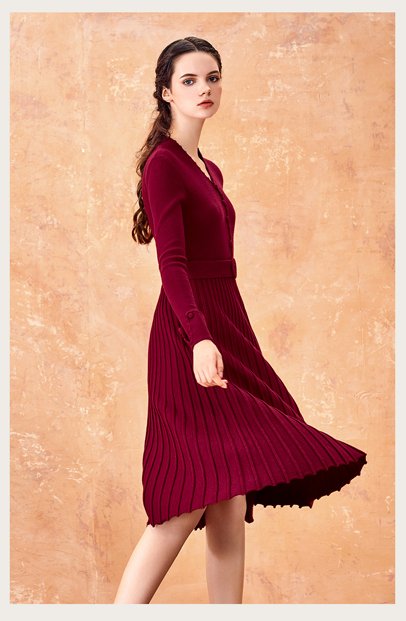 筱姿连衣裙2018冬季新款复古女装气质针织裙子小心机修身绯色锦年