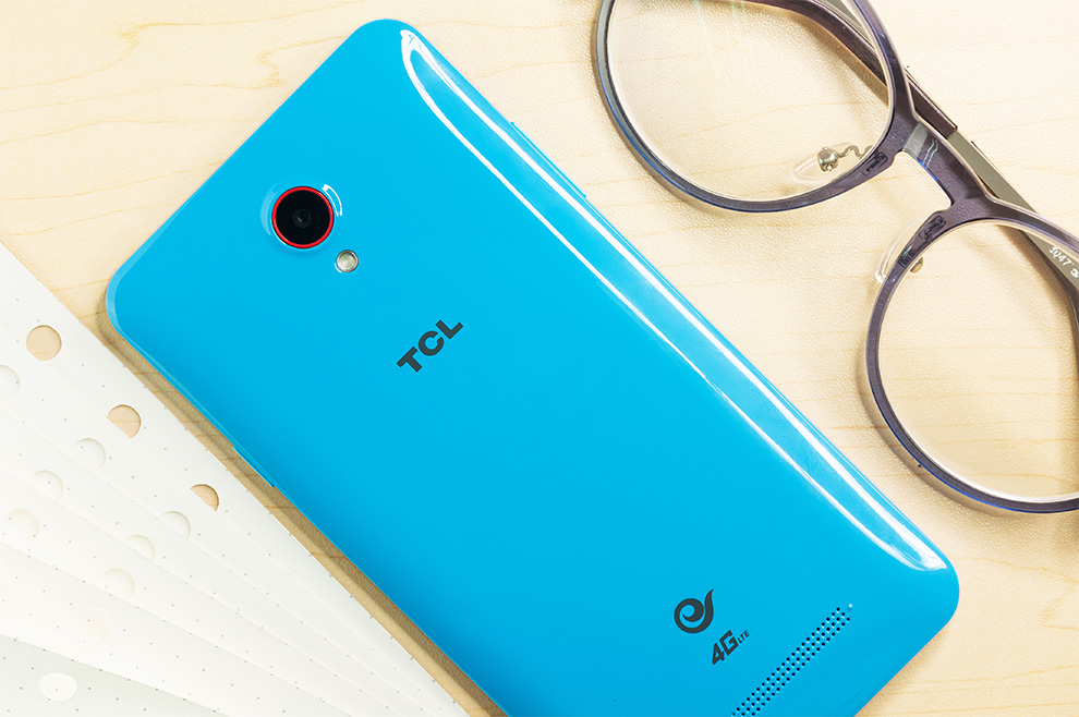 TCL 乐玩 P588L  电信4G手机  双卡双待 4G 智能 手机（8G ROM） 雪山白