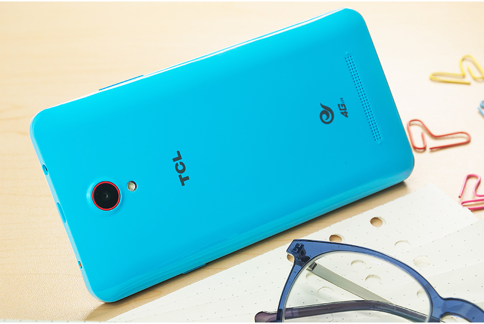 TCL 乐玩 P588L  电信4G手机  双卡双待 4G 智能 手机（8G ROM） 雪山白