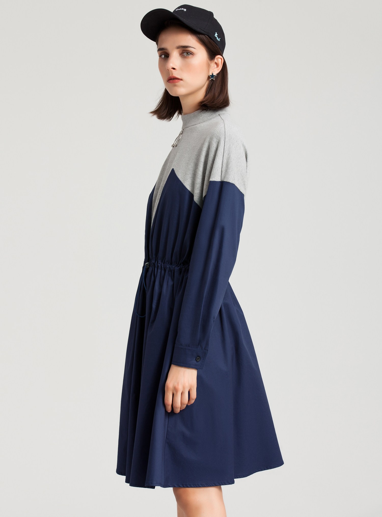 梦芭莎 时尚拼接收腰长袖连衣裙 宝蓝色 s_ 9折现价263元