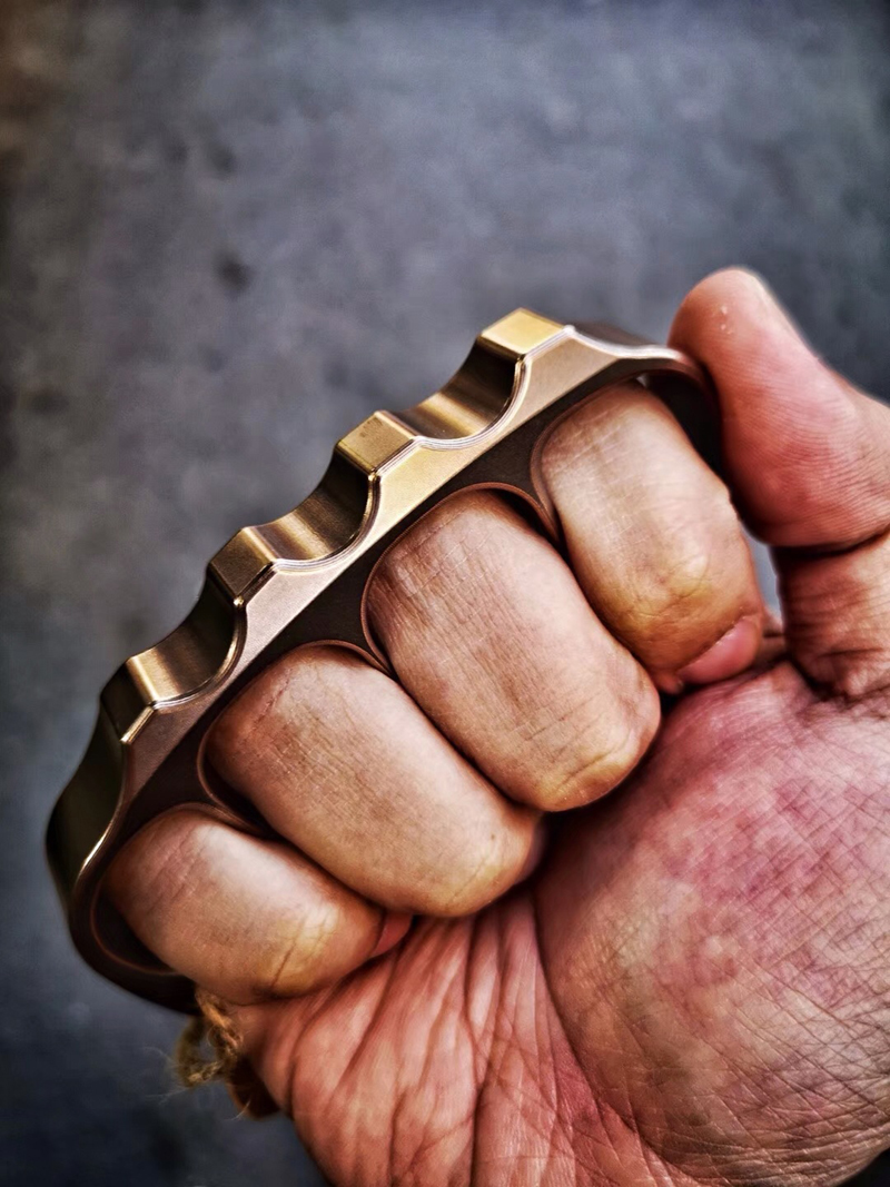 【镇店爆款】kasfly凯撒豌豆荚四指钛合金青铜指虎指扣防身装备便携