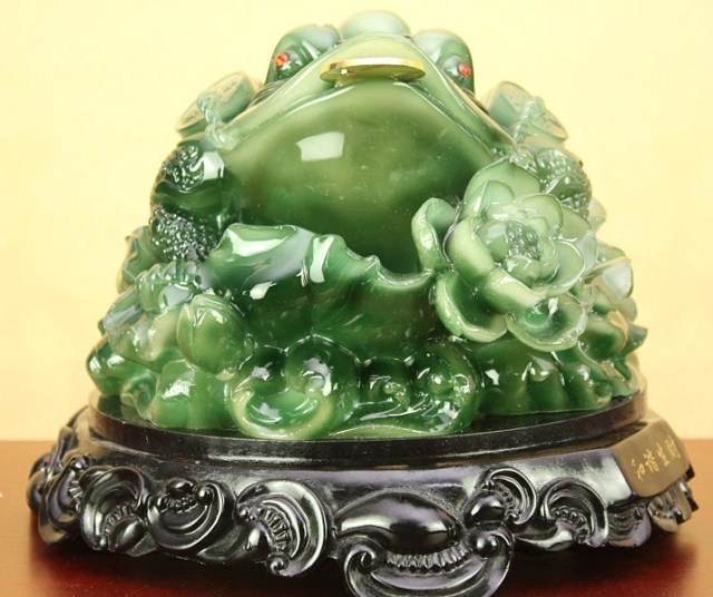 开业礼品商务礼品客户送礼家居礼品树脂仿玉工艺品招财金蟾创意家居