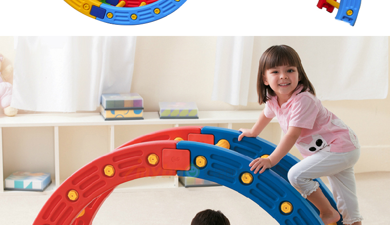 麦宝创玩 儿童体能感统训练器材 亲子园教学玩乐平衡板 攀爬摇滚圈 四