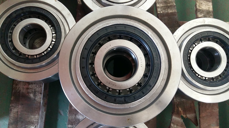 100种车型 搅拌车托轮配件 各种尺寸混凝土搅拌罐滚轮 锻造拖轮 沃托